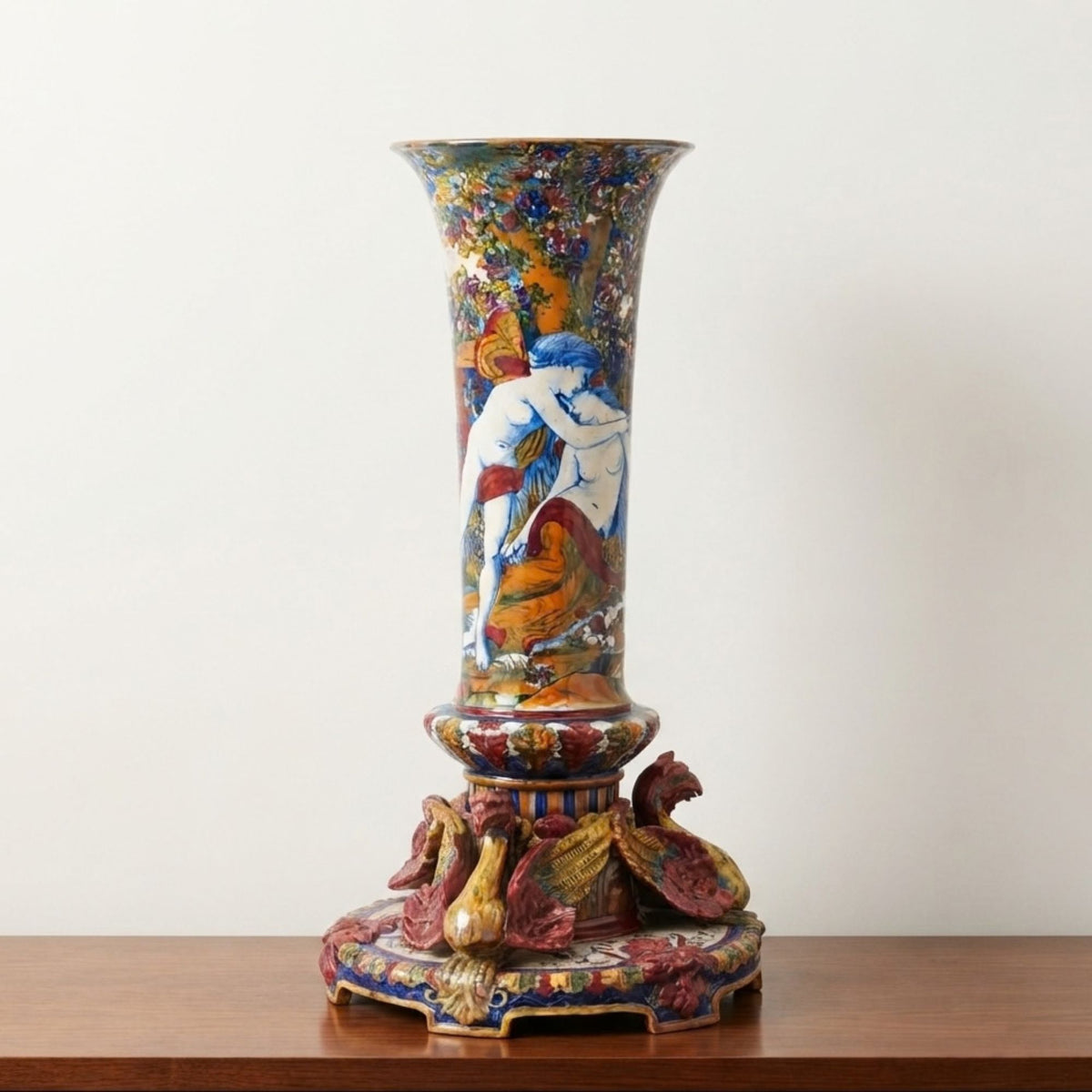 Monumentale vaso a lustro con Amore e Psiche autore Alfredo Santarelli 36x68 cm 