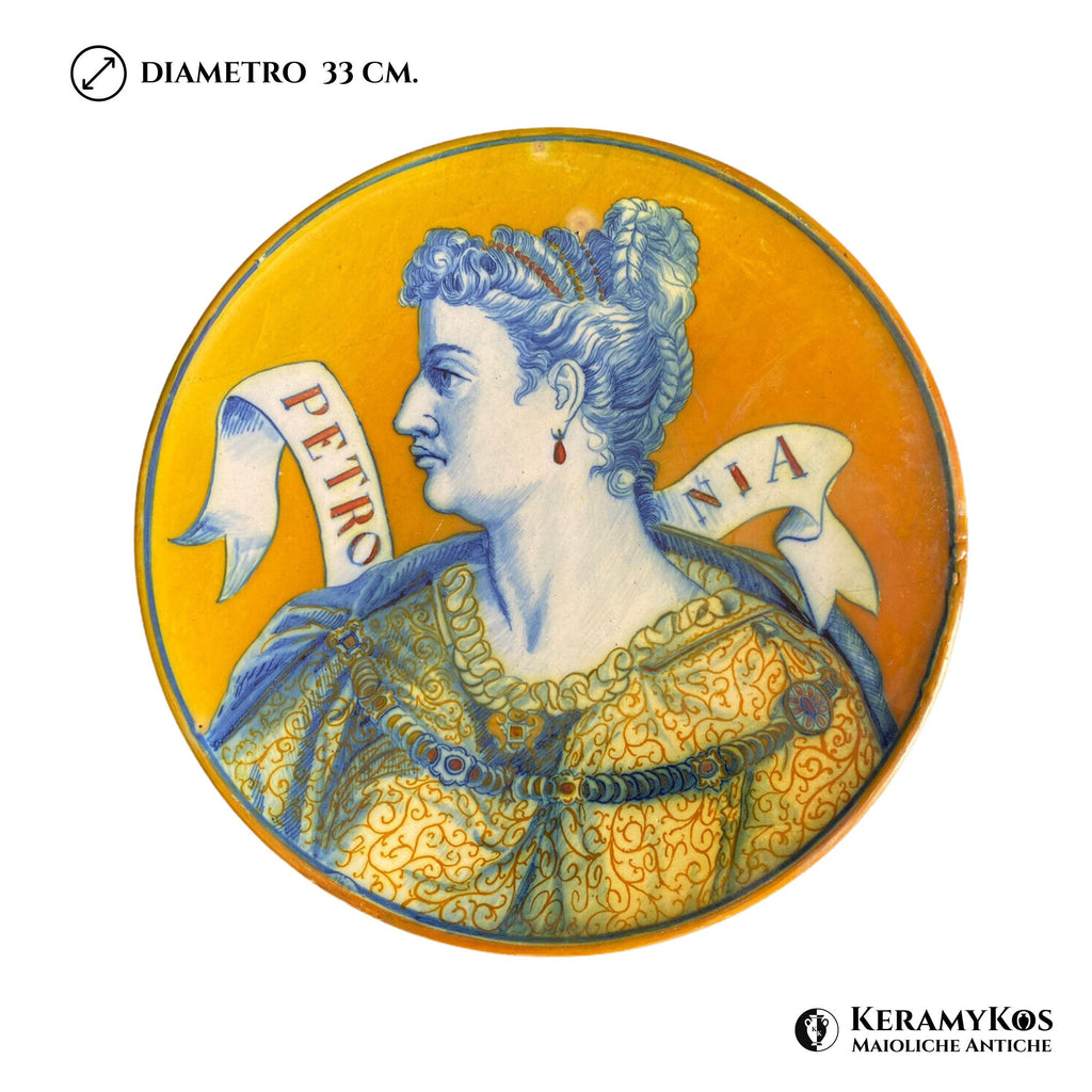 Piatto a lustro con ritratto di Petronia, moglie dell'imperatore Vitellio autore Cesare Milani Ø 33 cm