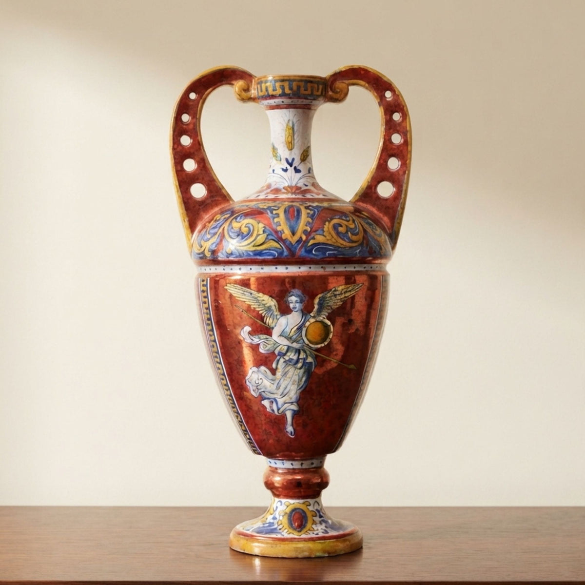 Anfora in maiolica a lustro rosso rubino della Società Ceramica Mastro Giorgio 56x26 cm